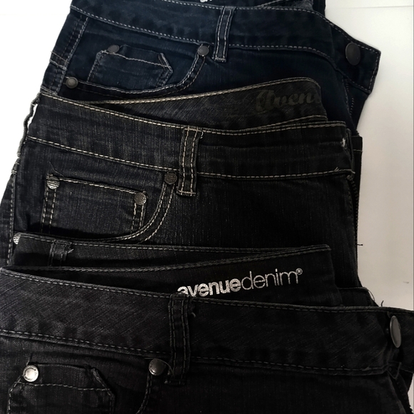 Avenue Denim Jeans Boot Cut Style Lot / Size 16 - Picture 1 of 12